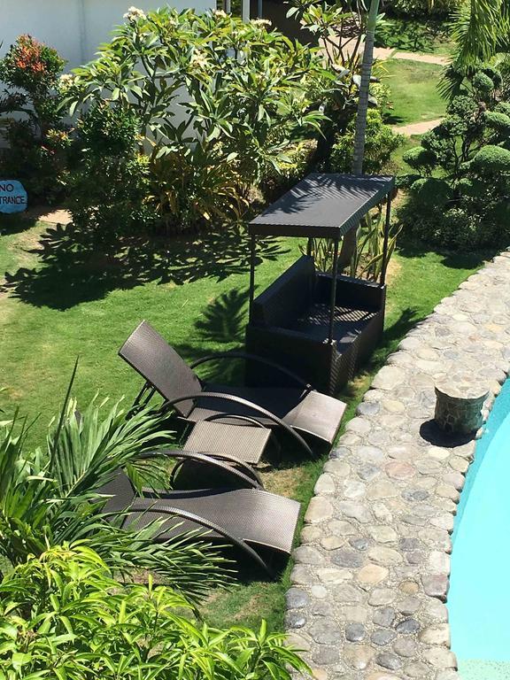 White Chocolate Hills Resort Zamboanguita  Экстерьер фото